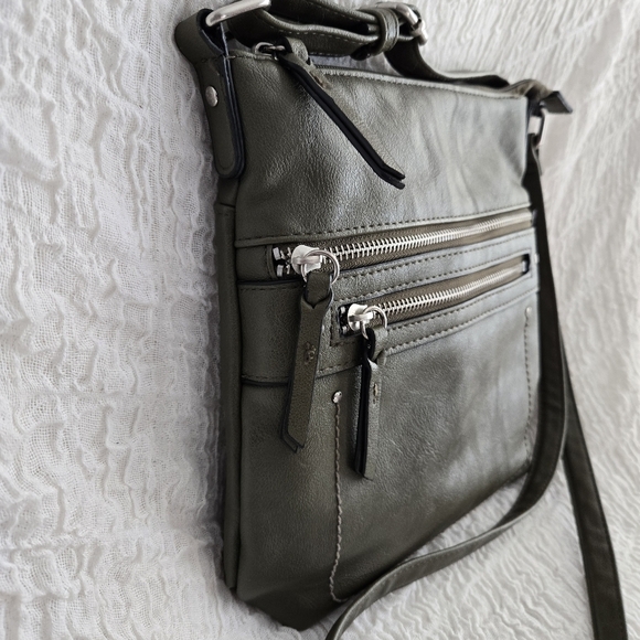 INC International Concepts Riverton‎ Crossbody Olive Green Bohemian Casual bag - Picture 3 of 16